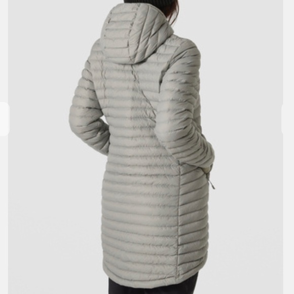 Helly Hansen Insulated Long Puffer Jacket - Picture 4 of 13